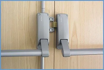 State Locksmith Services Mountain View, CA 650-651-3443 - 8-push-bars